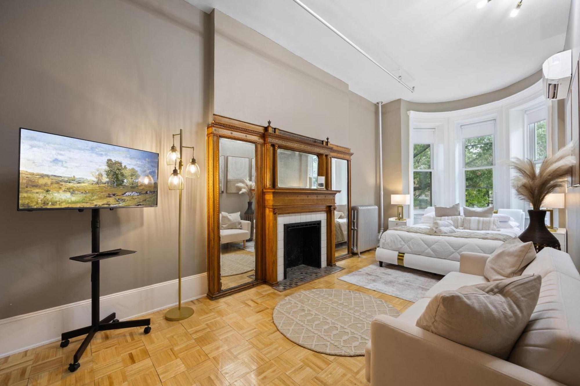Apartamento Prime Location 2 Bdr Loft With Patio, Steps To Subway At 